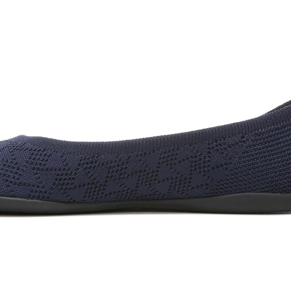 ZODIAC Women's Camden-1 Knit Flat Sz 6.5 - Comfortable Machine-Washable Slip-On - Picture 2 of 6